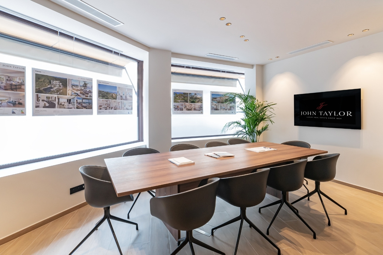 Bel Oeil réalisations John Taylor Muuto Fantoni 1