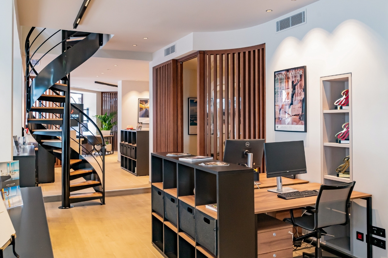 Bel Oeil réalisations John Taylor Muuto Fantoni Alias 1