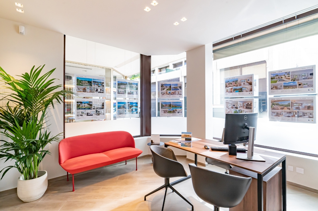 Bel Oeil réalisations John Taylor Muuto Fantoni Hay