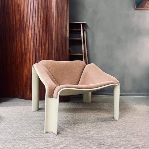 Fauteuil F300